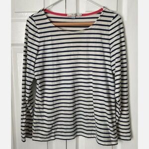 Boden Striped Long Sleeve Tee in Navy and Cream